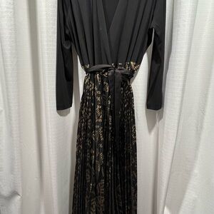 Elegant Black and Gold Lularoe DeAnne Wrap Dress size XL